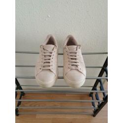 Van Haren Sneaker beige Maat 39 ?PRIJS €10,00?
