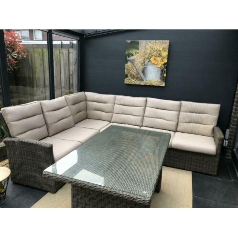 Mooie wicker loungeset kleur zand