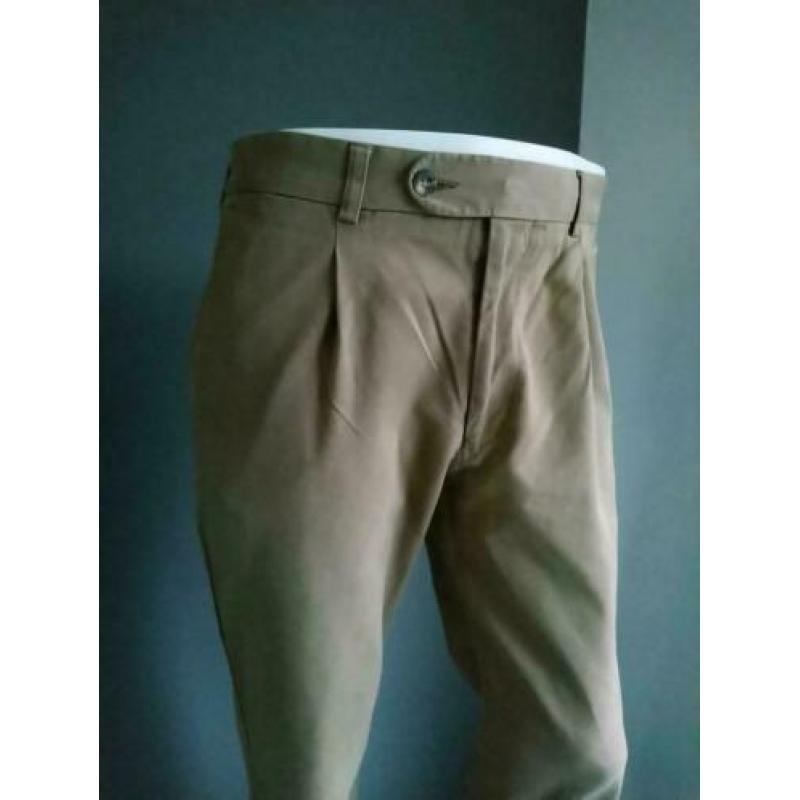 Brixon broek. Kleur Beige. Maat 48.