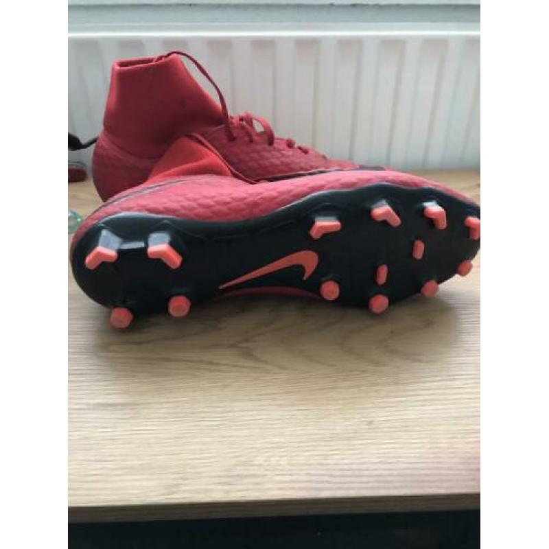 nike hypervenom met sokje maat 45