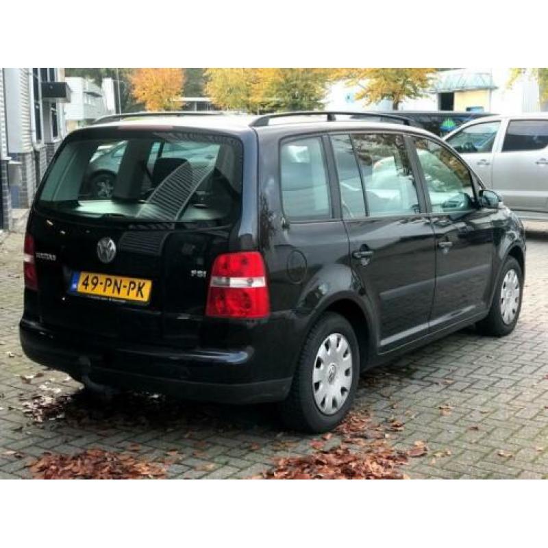 Volkswagen Touran 1.6-16V FSI Athene Nieuw apk..