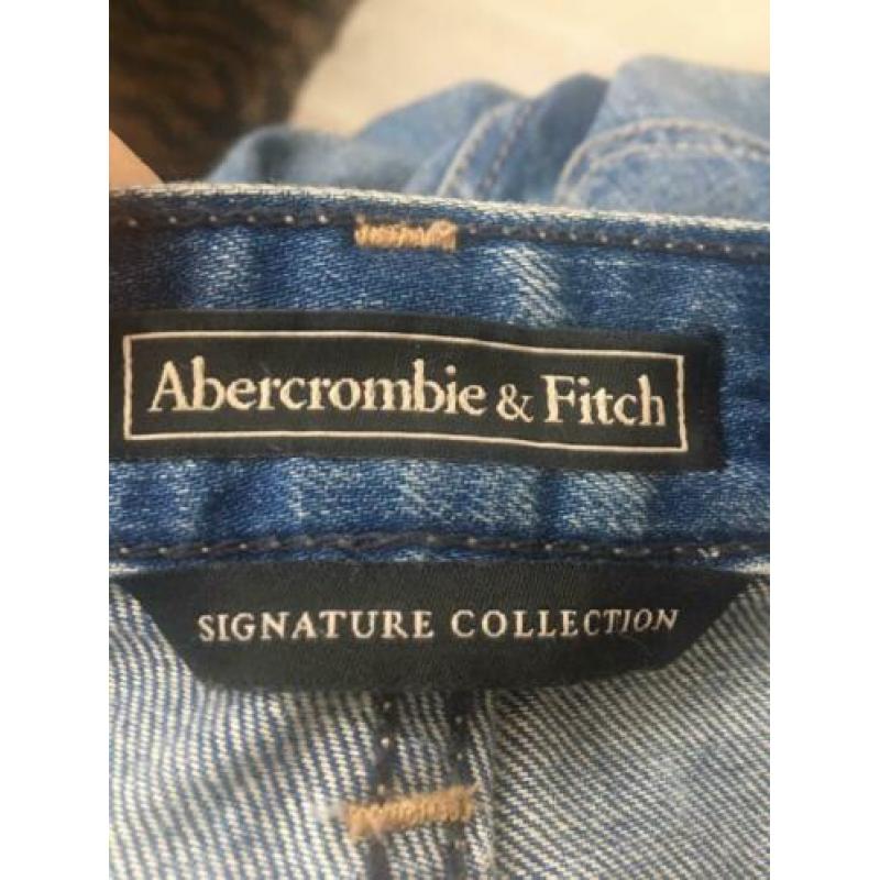 High rise girlfriend jeans Abercrombie & Fitch maat 26/27