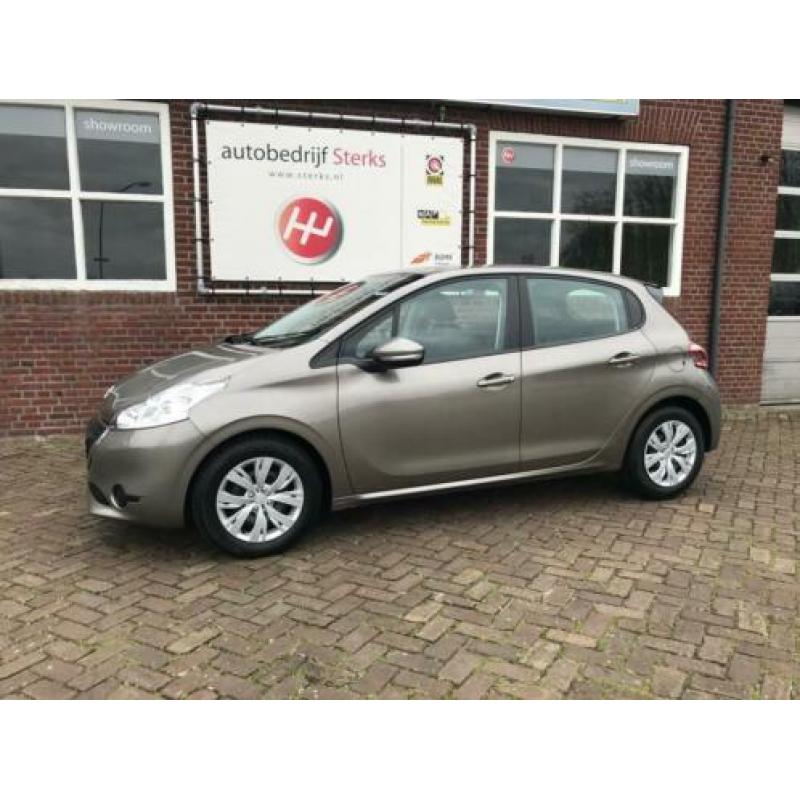 Peugeot 208 1.2 e-VTi Active 5 DRS AUTOMAAT NAVI AIRCO