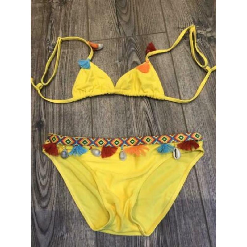 Bikini selini action