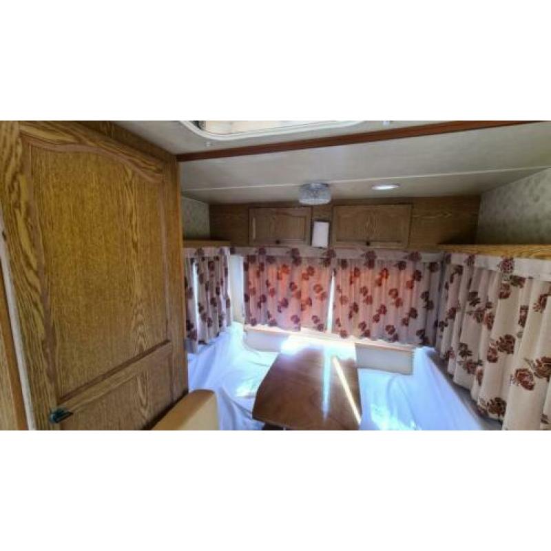 Adria caravan wit blauw
