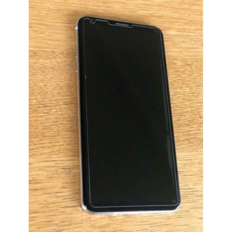 Lg v30