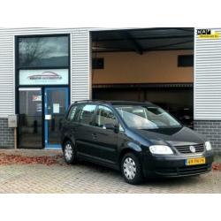 Volkswagen Touran 1.6-16V FSI Athene Nieuw apk..