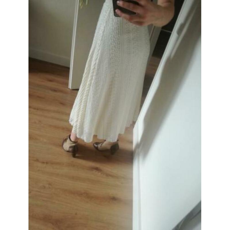 Mooie creme kleurige kanten rok - S/XS