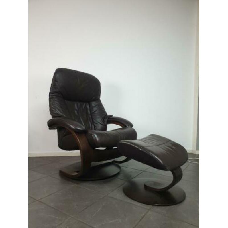 Fjords Hjellegjerde bruin leren design relax fauteuil