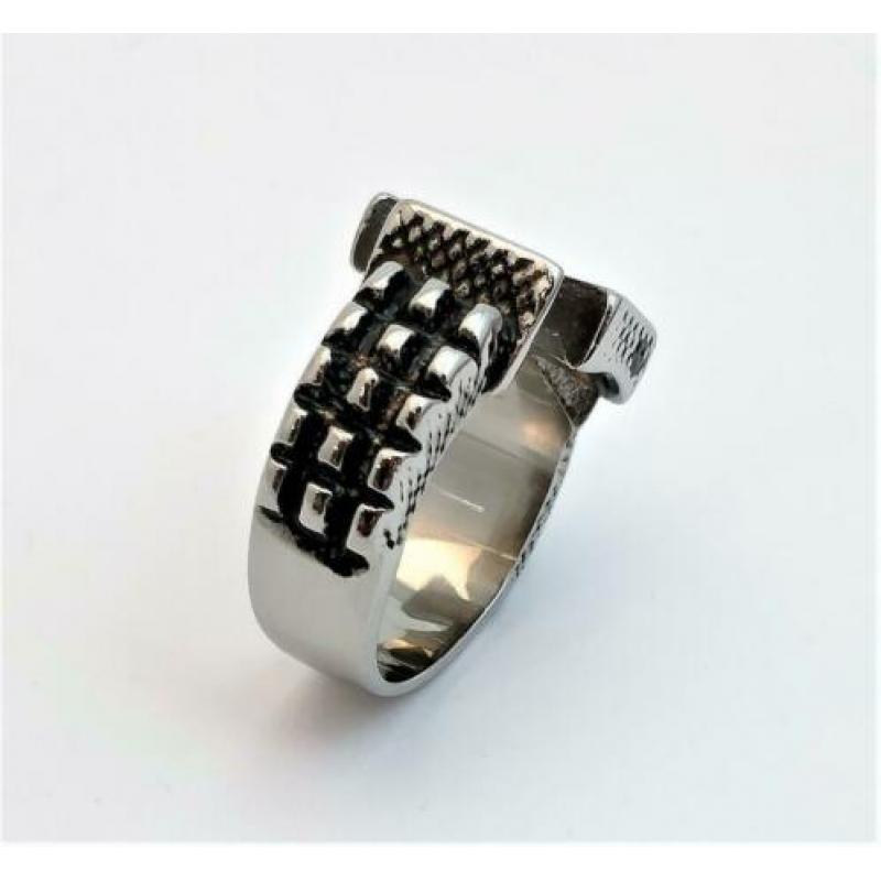 Stalen Ring met Maltezer Kruis. Nr. 1801020