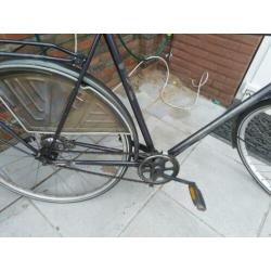 Te koop 28 inch heren stationsfiets 3 versnellingen.
