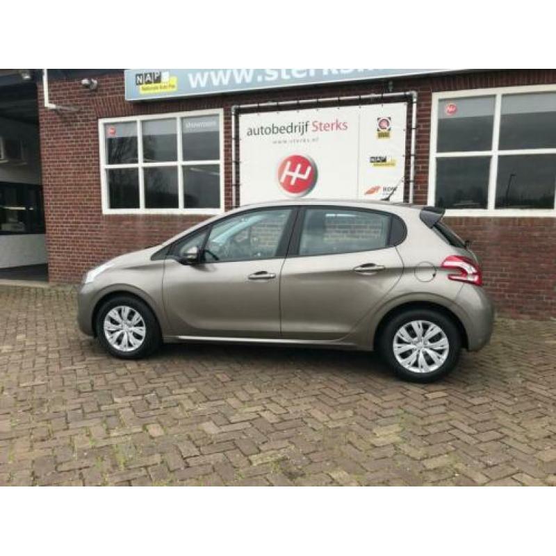 Peugeot 208 1.2 e-VTi Active 5 DRS AUTOMAAT NAVI AIRCO