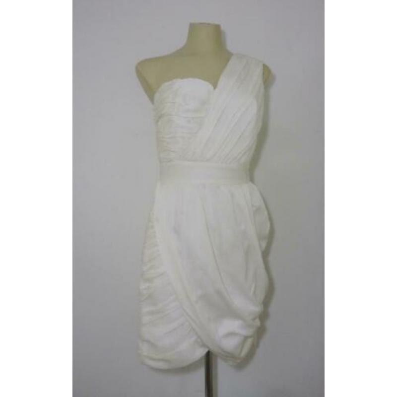 Witte jurk met draperie van H&M Conscious Collection