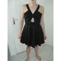 nieuwe galajurk nelly dresses maat M met strik