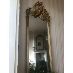 grote oude spiegel met engel ornament 2,8 meter
