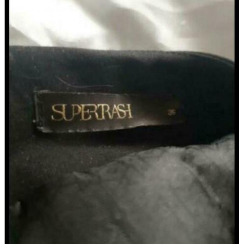 Blazer supertrash