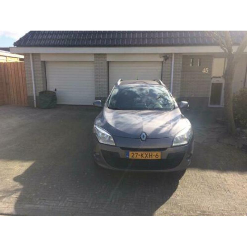 Renault Megane 1.5 DCI 66KW Estate 2010 Grijs