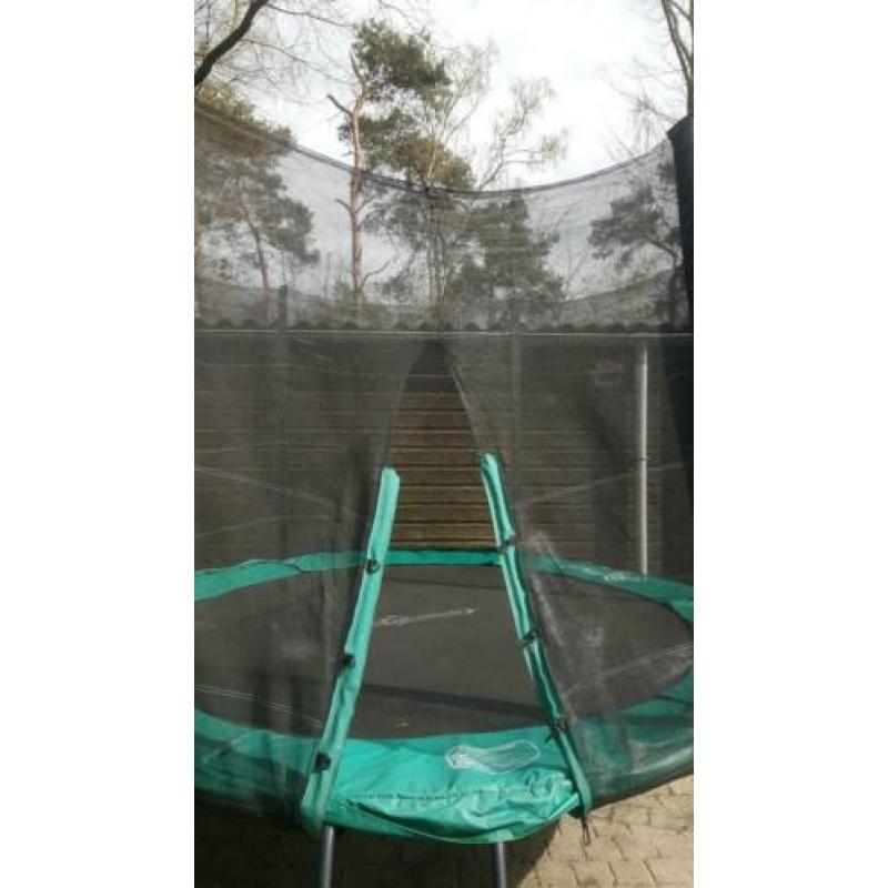 Grote trampoline 305cm incl veiligheidsnet en trappetje