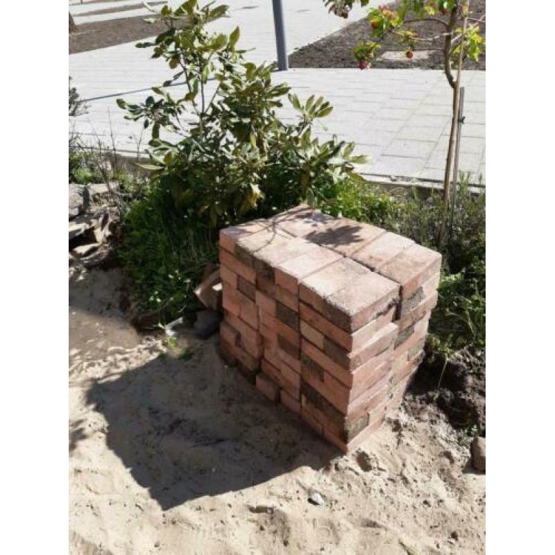 108 rode bakstenen, 20 x 10 x 6 cm