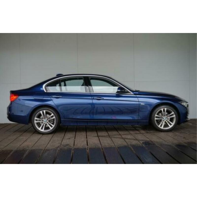 BMW 3 Serie 320i Sedan Aut. High Executive Sport Line Servic