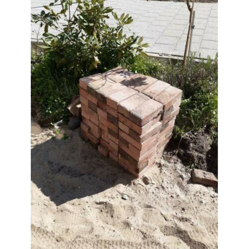 108 rode bakstenen, 20 x 10 x 6 cm