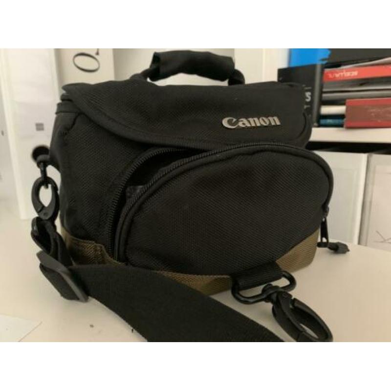 Canon 1100D