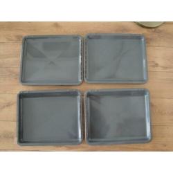 ovenbladen en schal