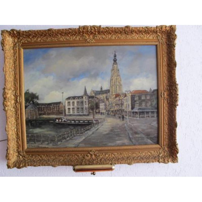 De toren van oud Breda