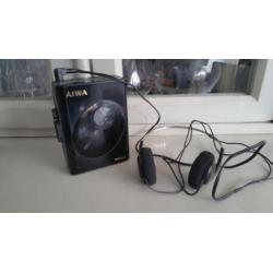 Vintage Aiwa walkman met koptelefoon