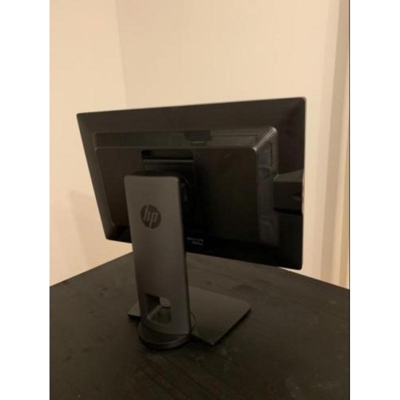HP Z24i 24 inch monitor 1920x1200 IPS