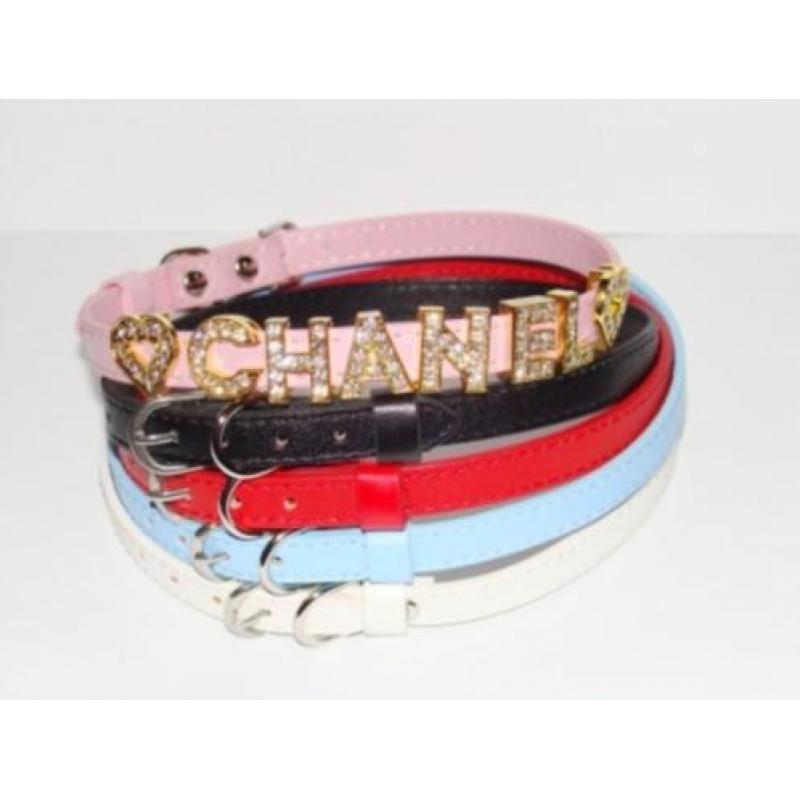 Halsbanden met naam in strass letters of rvs letters vanaf 2