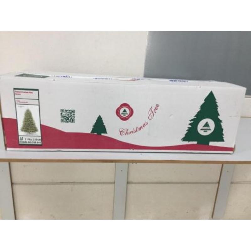 Kunststof Kerstboom van 215 cm met versieringen