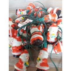 Leuke oude kerstverlichting kerstmannetjes