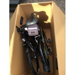 Vouwfiets van het merk MINI type Folding kleur zwart