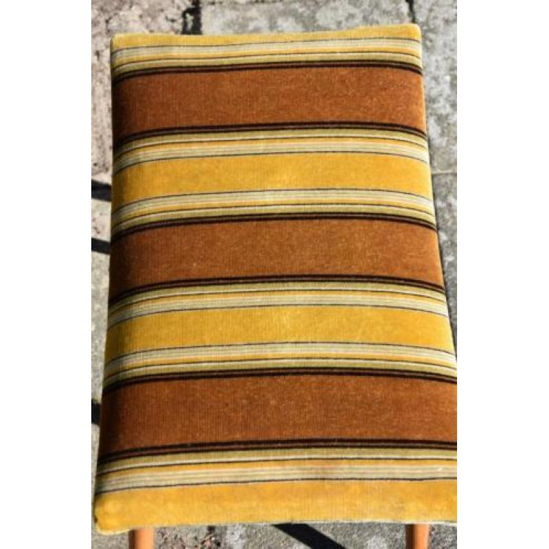 Vintage Voetenbank met Okergeel / Groene Fluwelen Stof