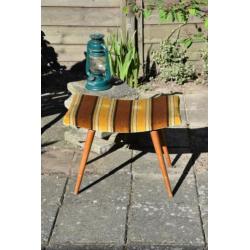 Vintage Voetenbank met Okergeel / Groene Fluwelen Stof