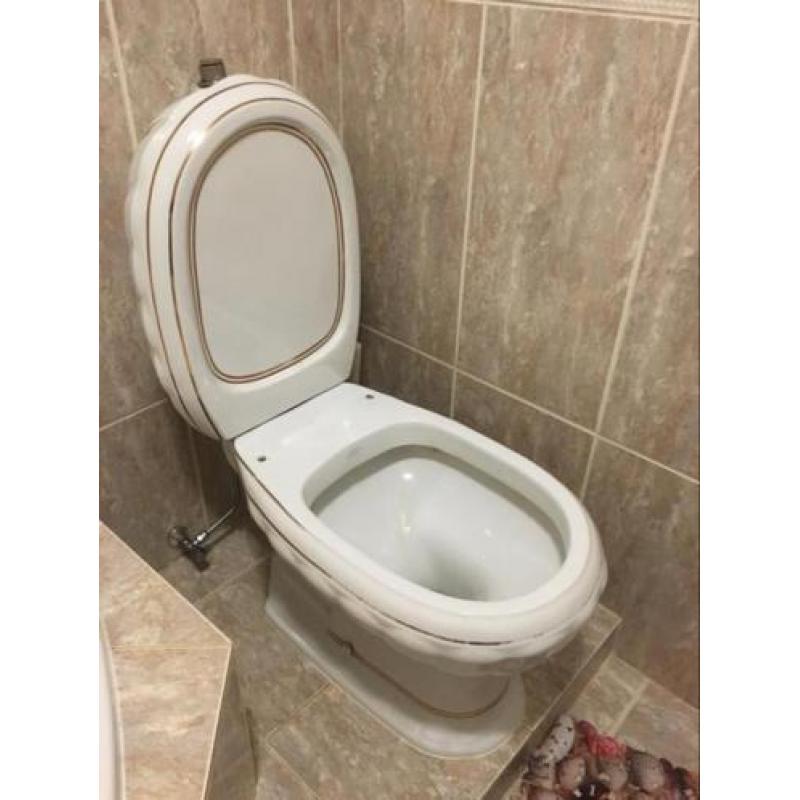 WC set schelpen model