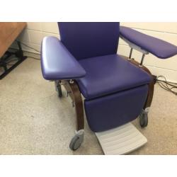 Verstelbare relax fauteuil zorg stoel HAELVOET gratis bez.