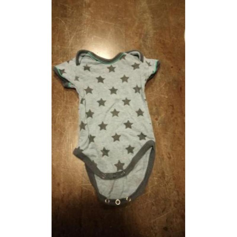 2 rompers hema 50/56