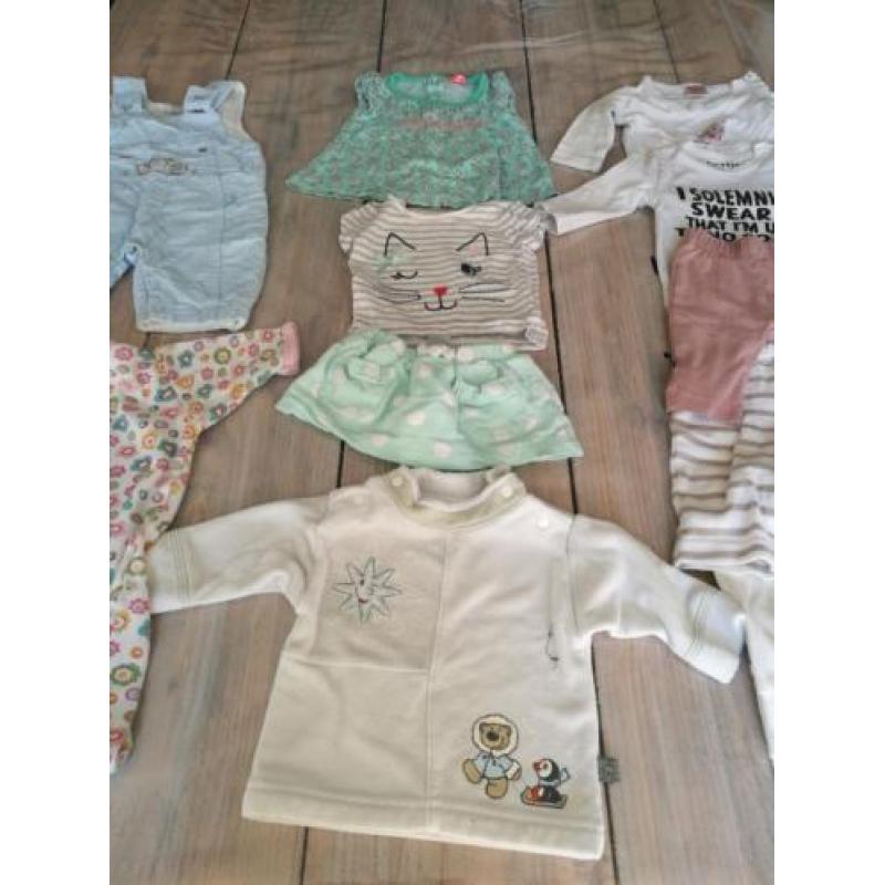 babykleertjes maat 50