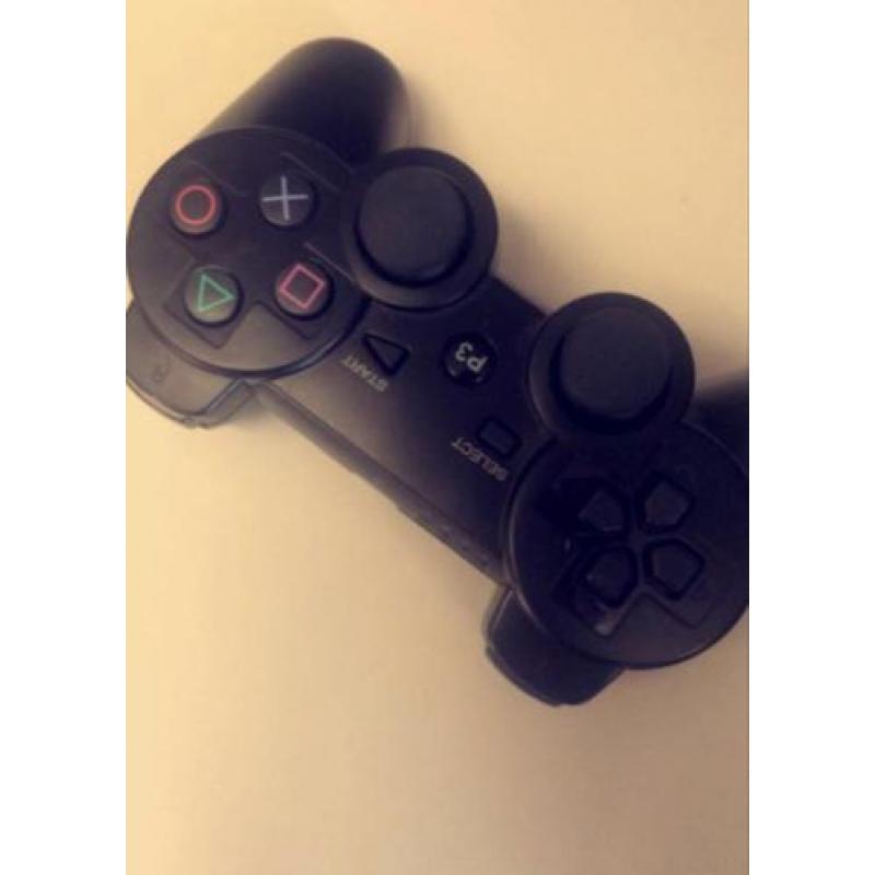 Playstation 3 met 2 controllers, GTA 5 en Fifa 17