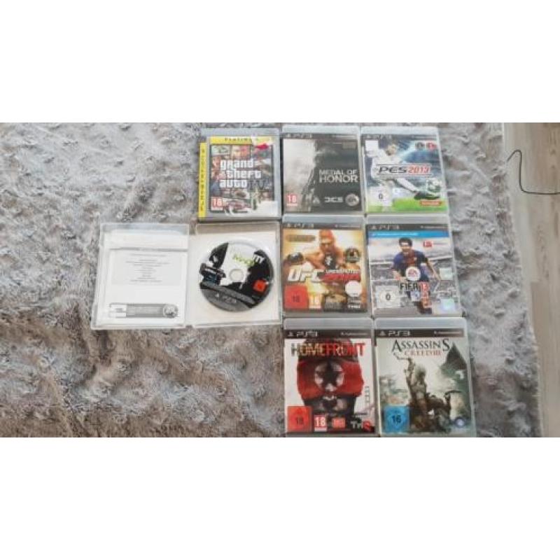 PlayStation 3 300GB met 8 spellen