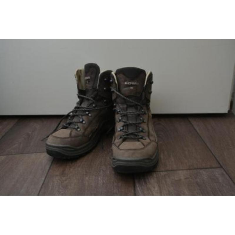 LOWA Berg- en wandelschoenen