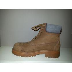Wandelschoenen merk Ellesse maat 40