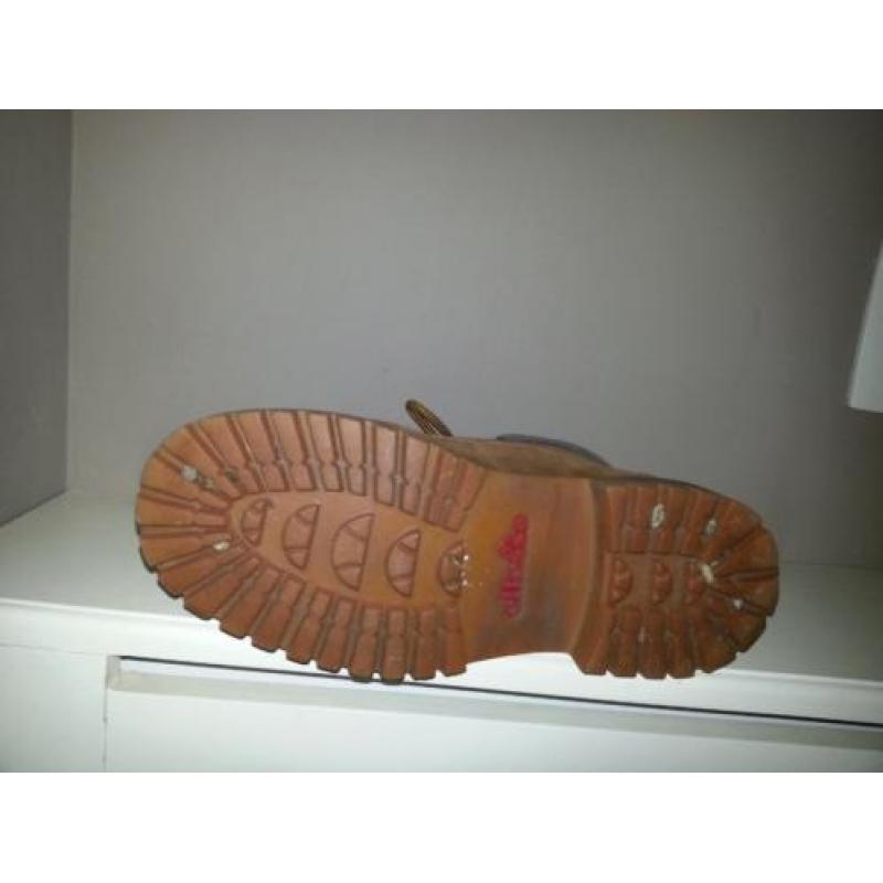 Wandelschoenen merk Ellesse maat 40
